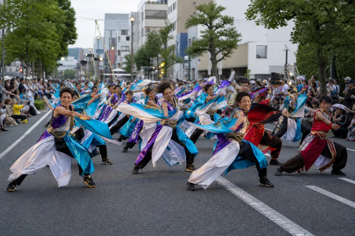 AI生成による丸亀婆娑羅まつりのイメージ画像
