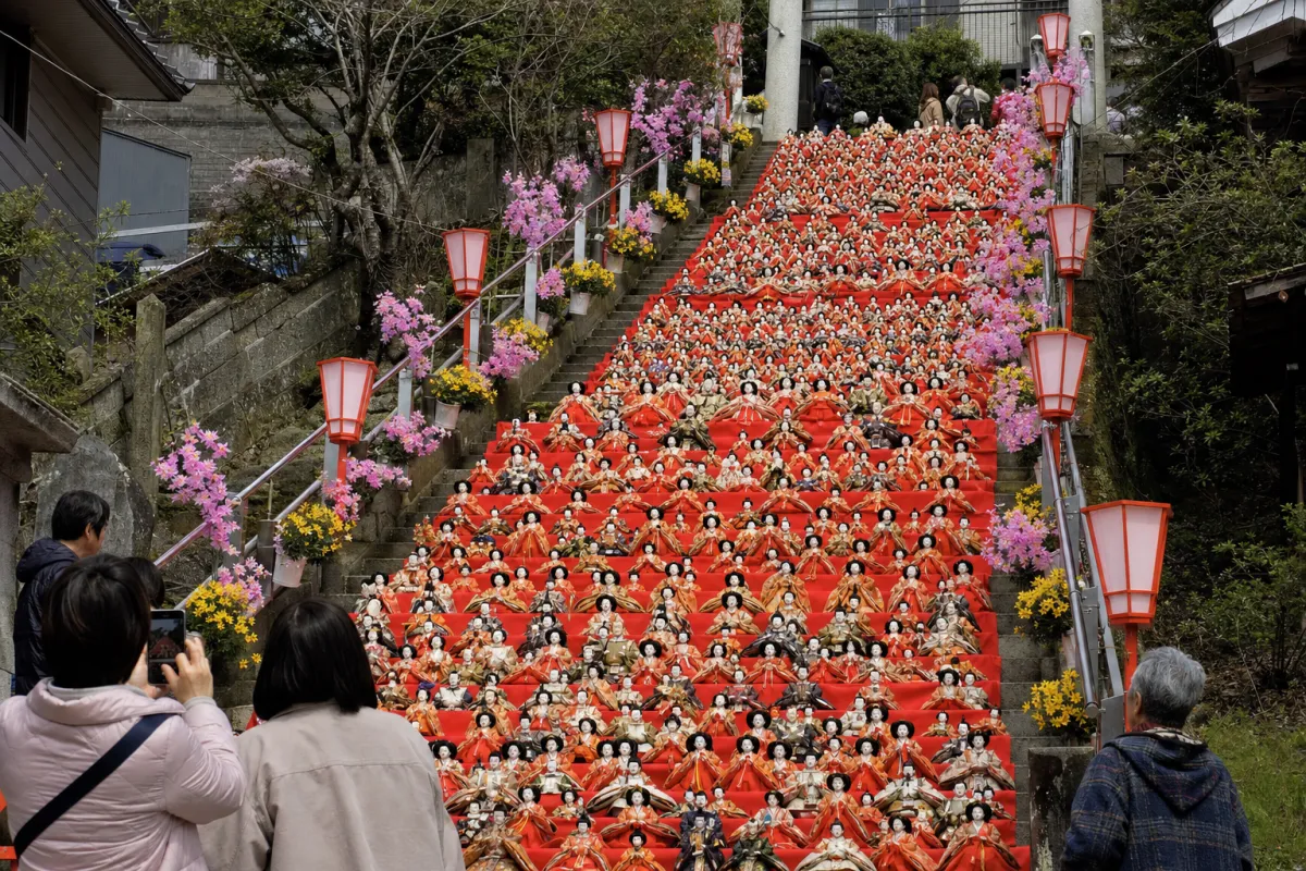 AI生成による勝浦ビッグひな祭りのイメージ画像