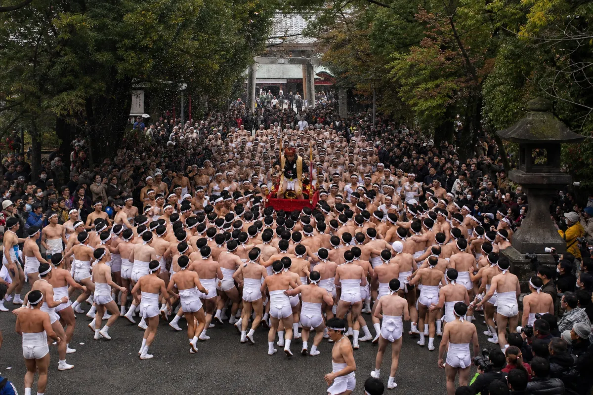 AI生成による国府宮はだか祭のイメージ画像