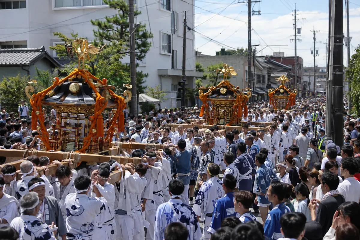 AI生成による松阪祇園まつりのイメージ画像