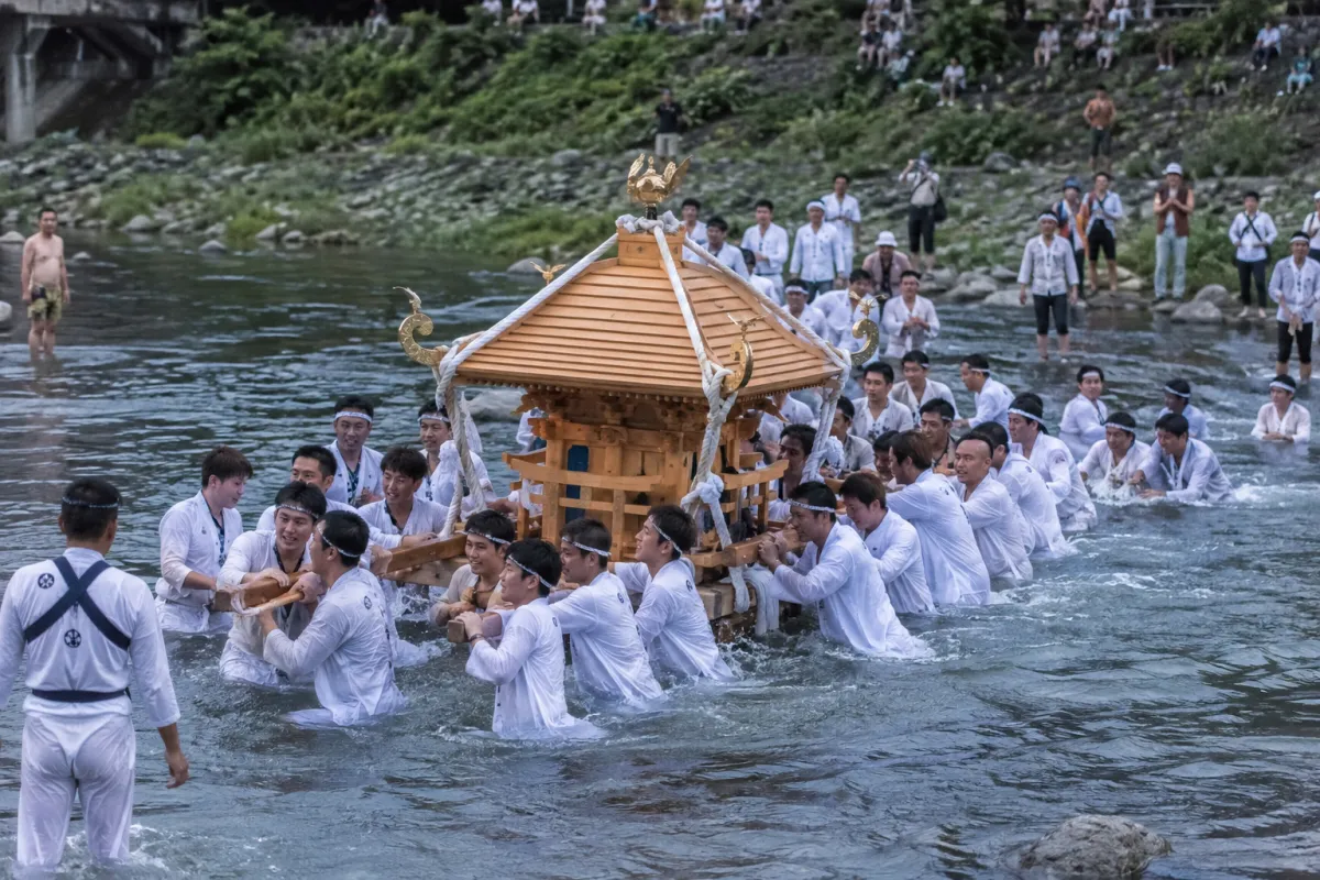 AI生成による秩父川瀬祭のイメージ画像